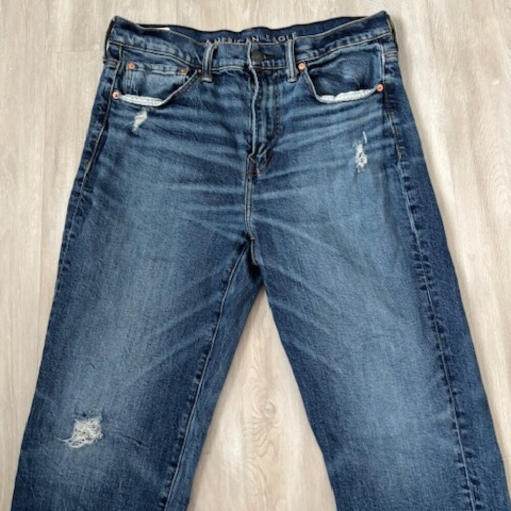 AE Relaxed Straight Leg Jeans - size 30X22 - Picture 3 of 7